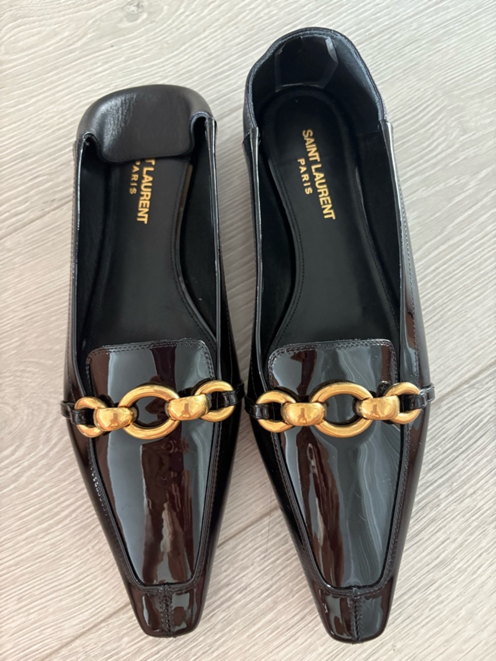 SAINT LAURENT
Patent Leather Le Maillon Loafers, Brand Size 39 ( US Size 9) - Picture 7 of 8